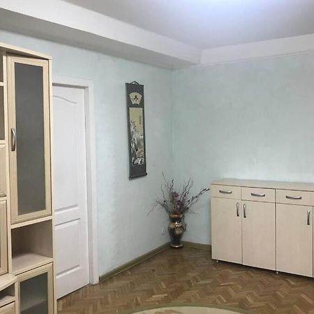 Уютненькая Квартирка Κίεβο Εξωτερικό φωτογραφία
